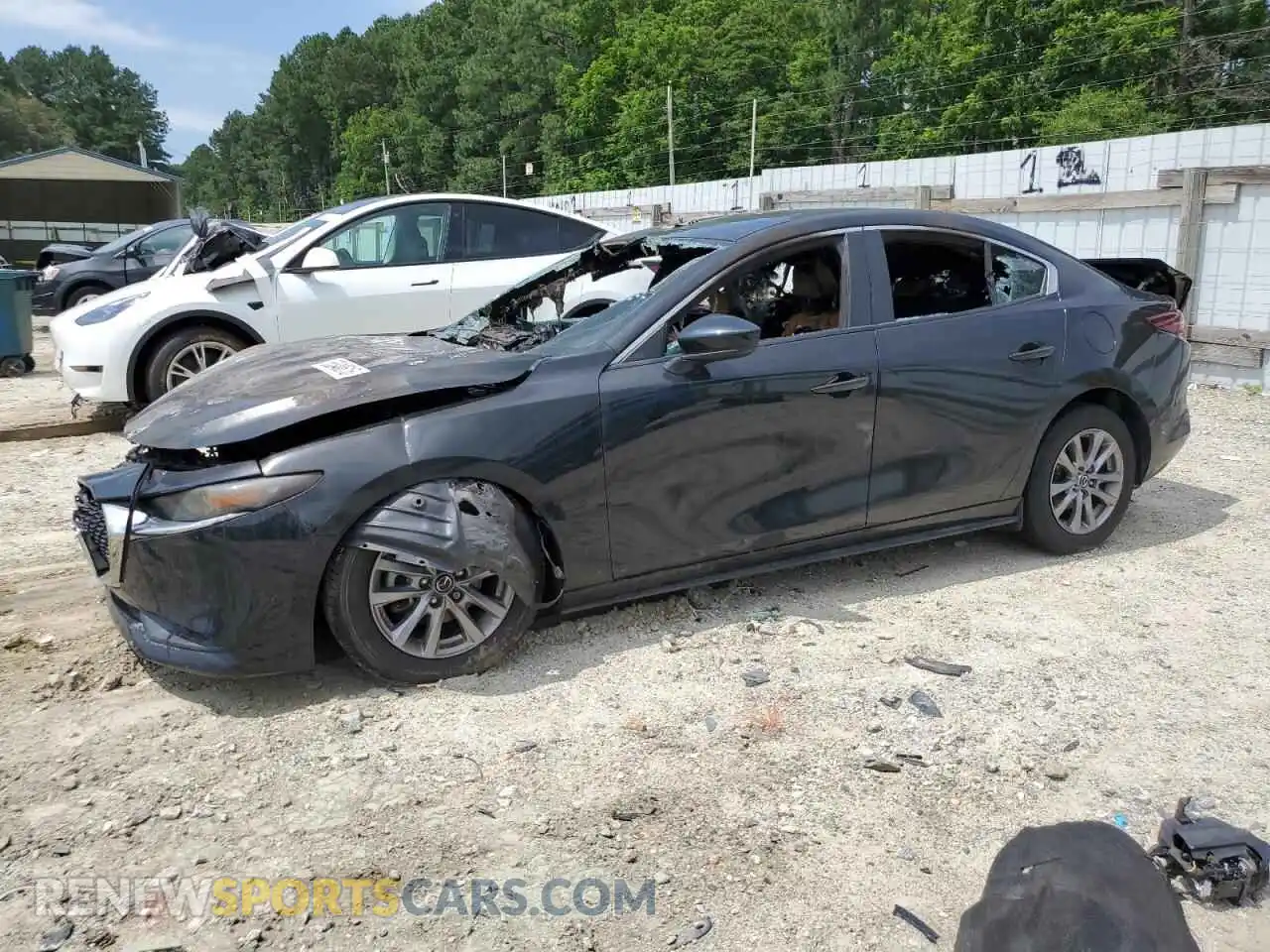 1 Photograph of a damaged car 3MZBPAA72MM252404 MAZDA 3 2021