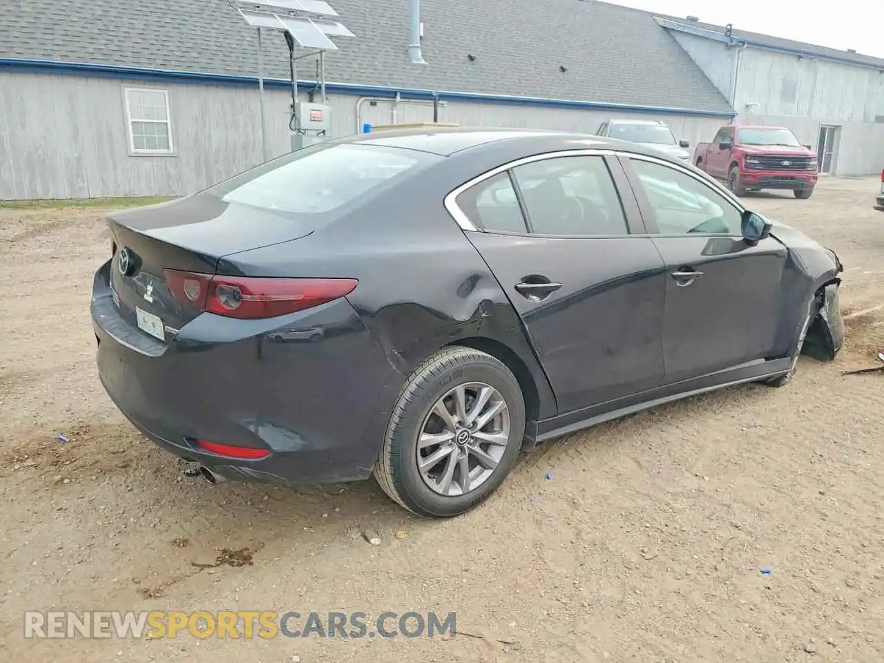 3 Photograph of a damaged car 3MZBPAA7XMM202639 MAZDA 3 2021