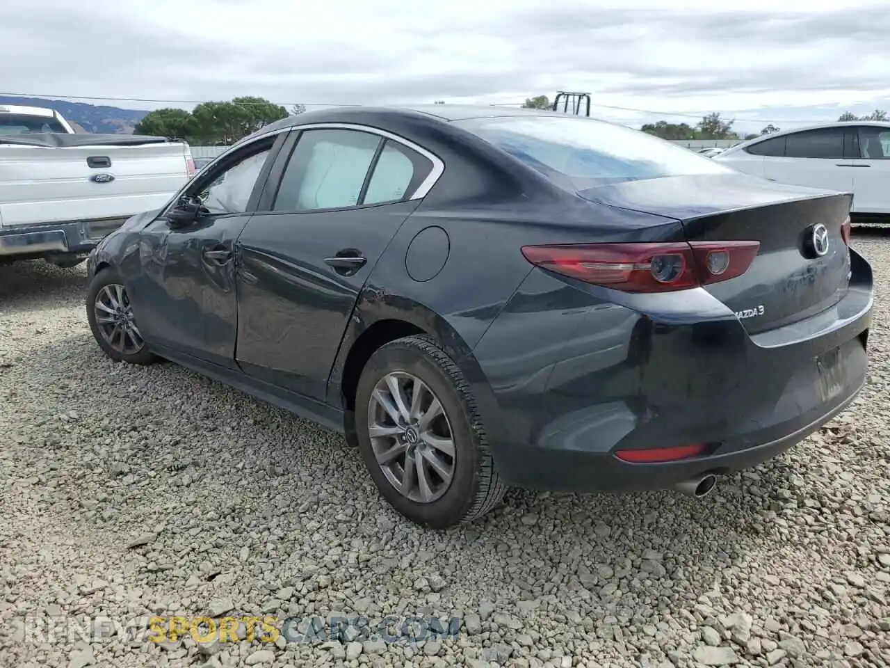 2 Photograph of a damaged car 3MZBPAALXMM200581 MAZDA 3 2021