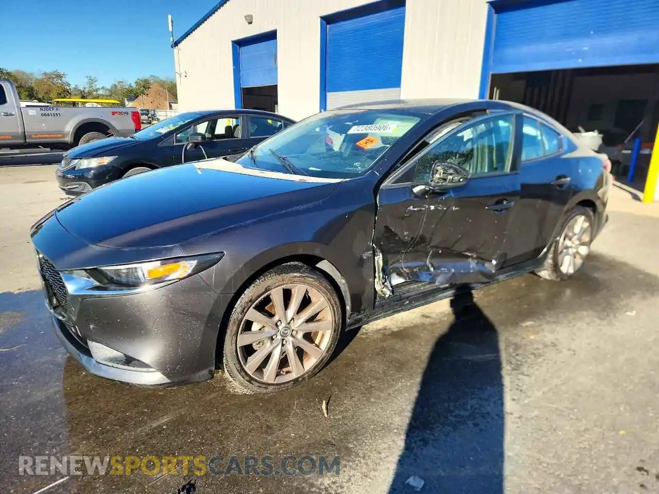 1 Фотография поврежденного автомобиля 3MZBPABL3MM201750 MAZDA 3 2021