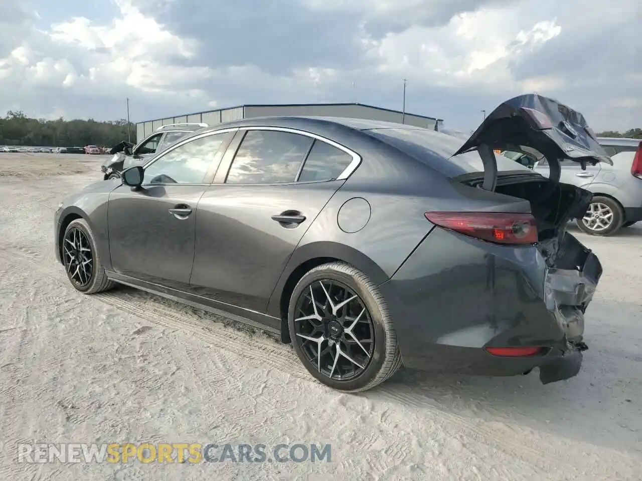 2 Photograph of a damaged car 3MZBPABM0MM205621 MAZDA 3 2021