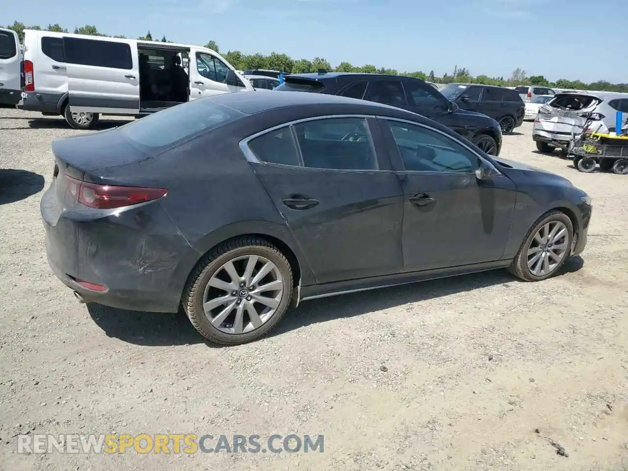 3 Photograph of a damaged car 3MZBPABM0MM208227 MAZDA 3 2021