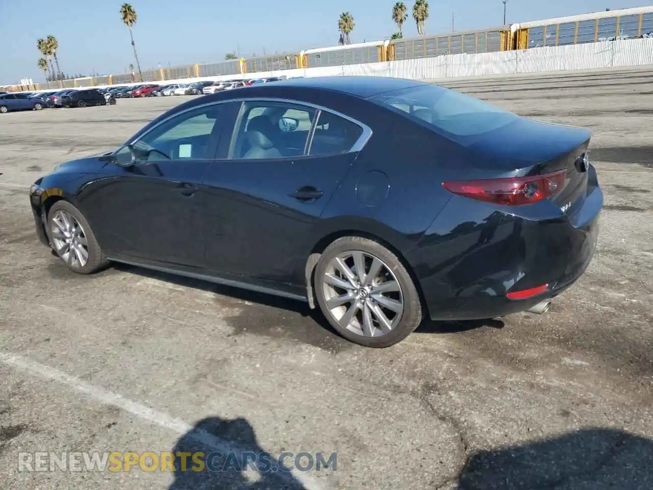 2 Photograph of a damaged car 3MZBPACL1MM252310 MAZDA 3 2021