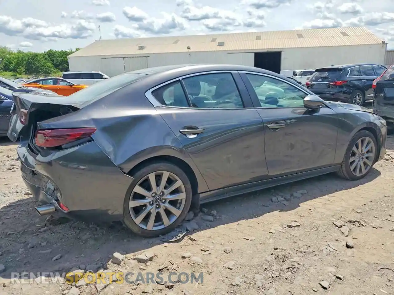 3 Photograph of a damaged car 3MZBPBCL0MM252871 MAZDA 3 2021