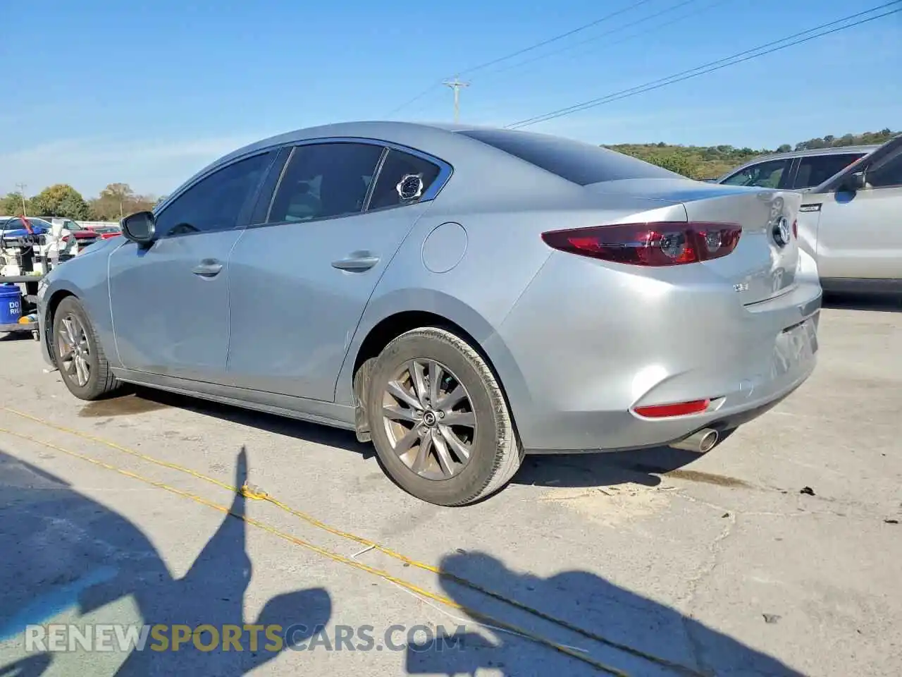 2 Фотография поврежденного автомобиля JM1BPAA78M1331768 MAZDA 3 2021