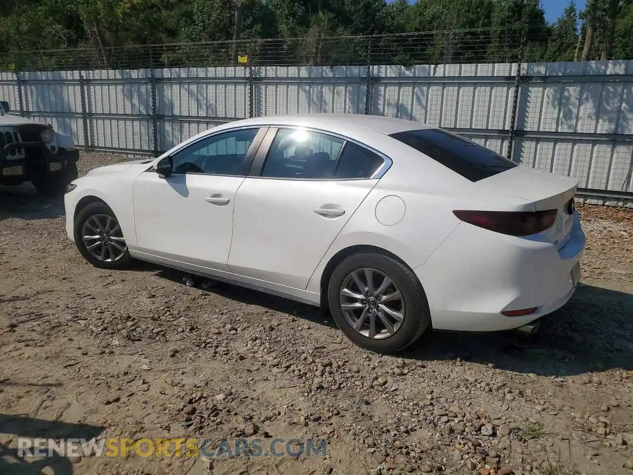2 fotografías del automóvil dañado JM1BPAAL5M1334995 MAZDA 3 2021