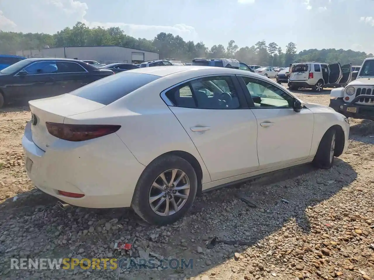3 fotografías del automóvil dañado JM1BPAAL5M1334995 MAZDA 3 2021