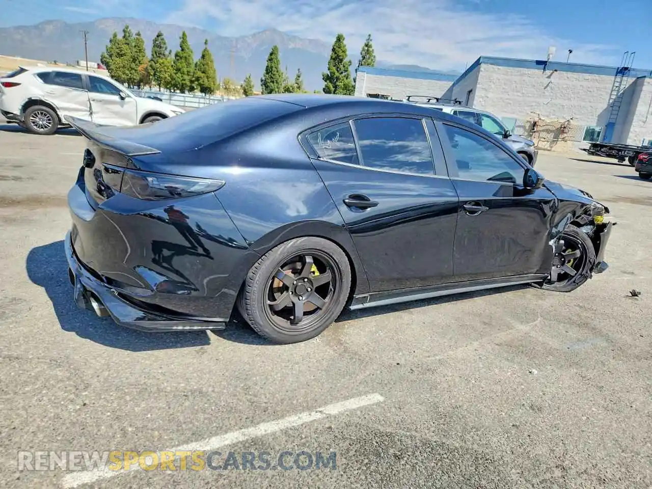 3 fotografías del automóvil dañado JM1BPAALXM1320591 MAZDA 3 2021