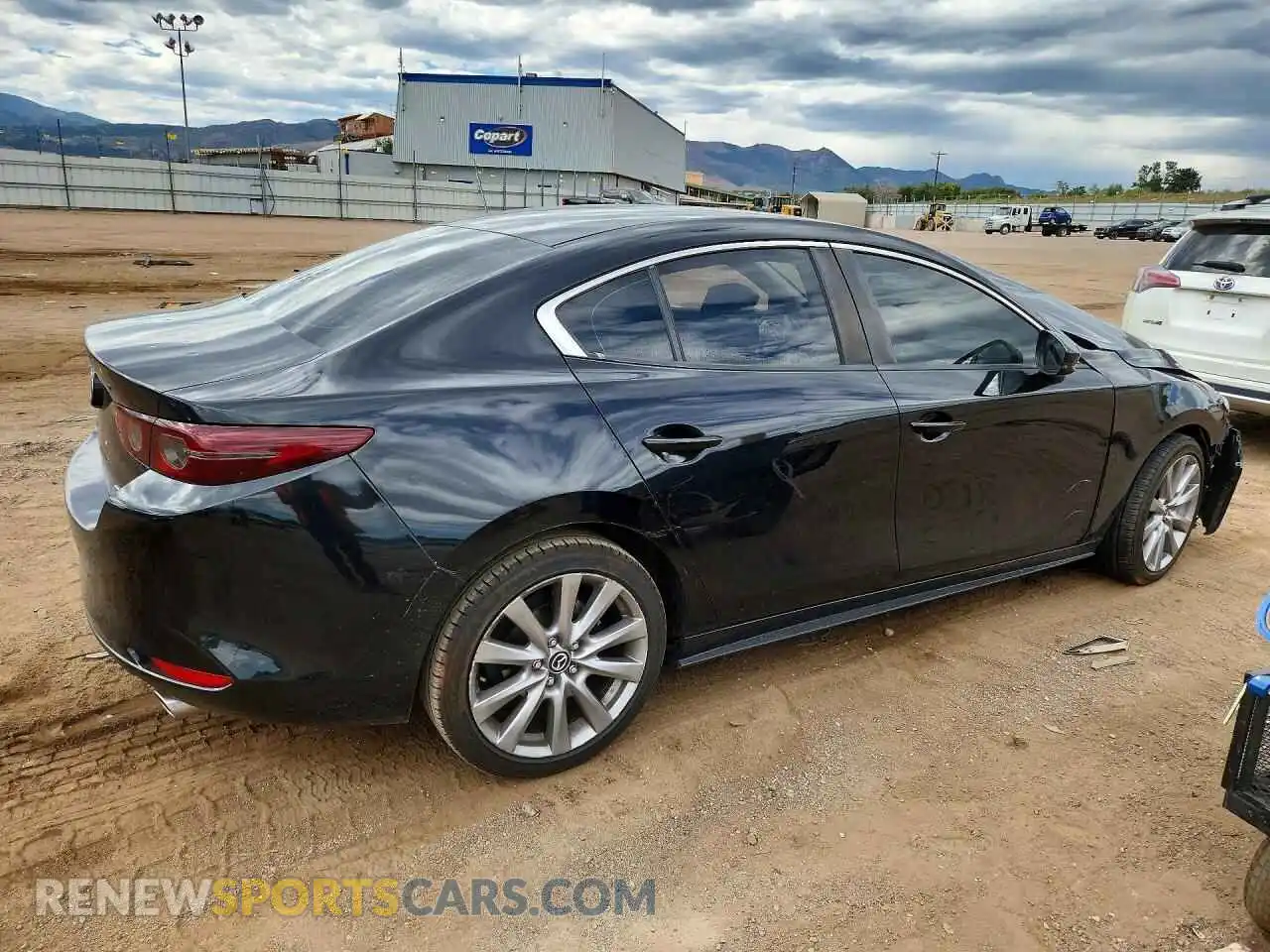 3 Photograph of a damaged car JM1BPABL4M1337157 MAZDA 3 2021