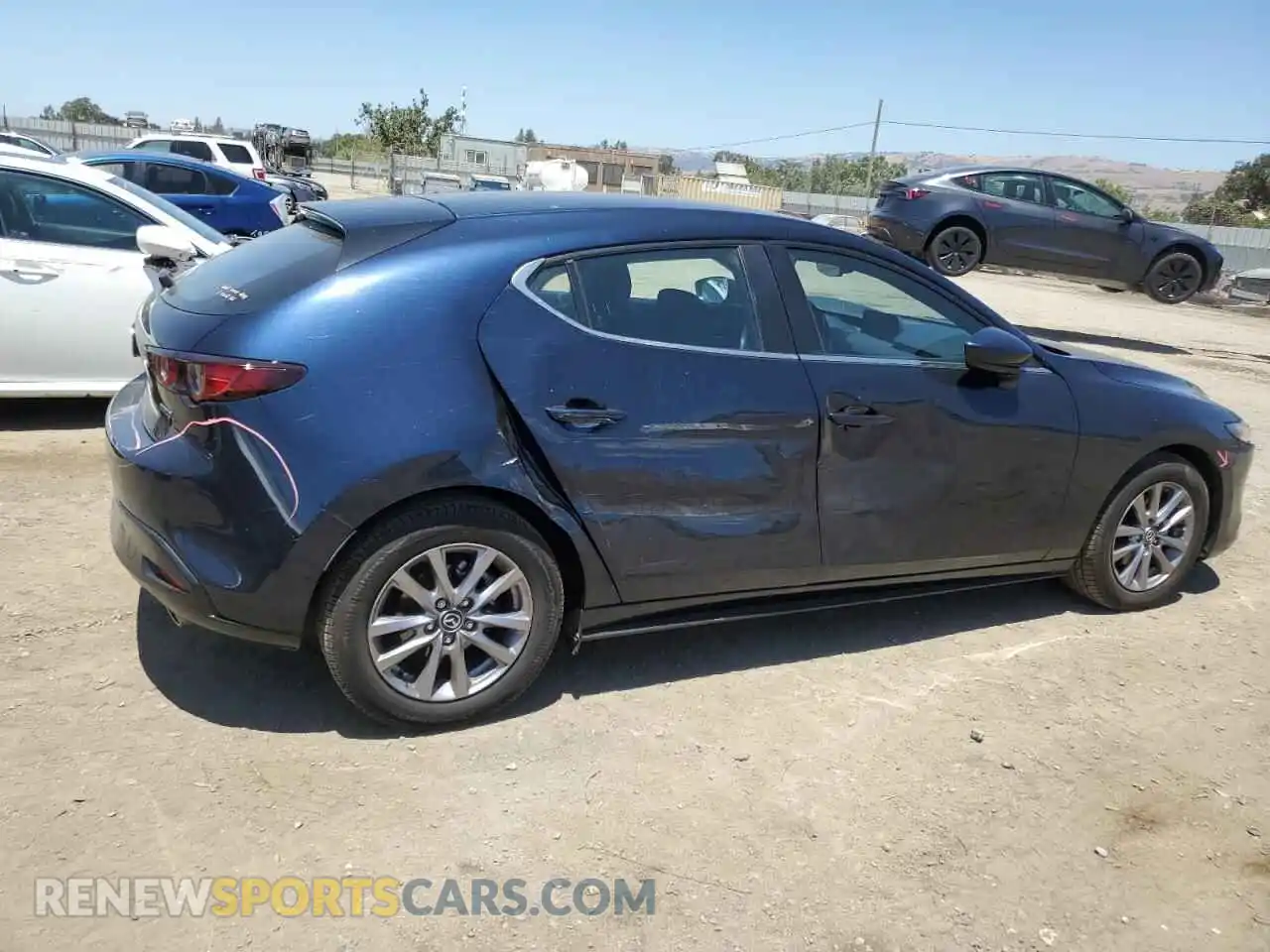 3 Photograph of a damaged car JM1BPAJLXM1314189 MAZDA 3 2021