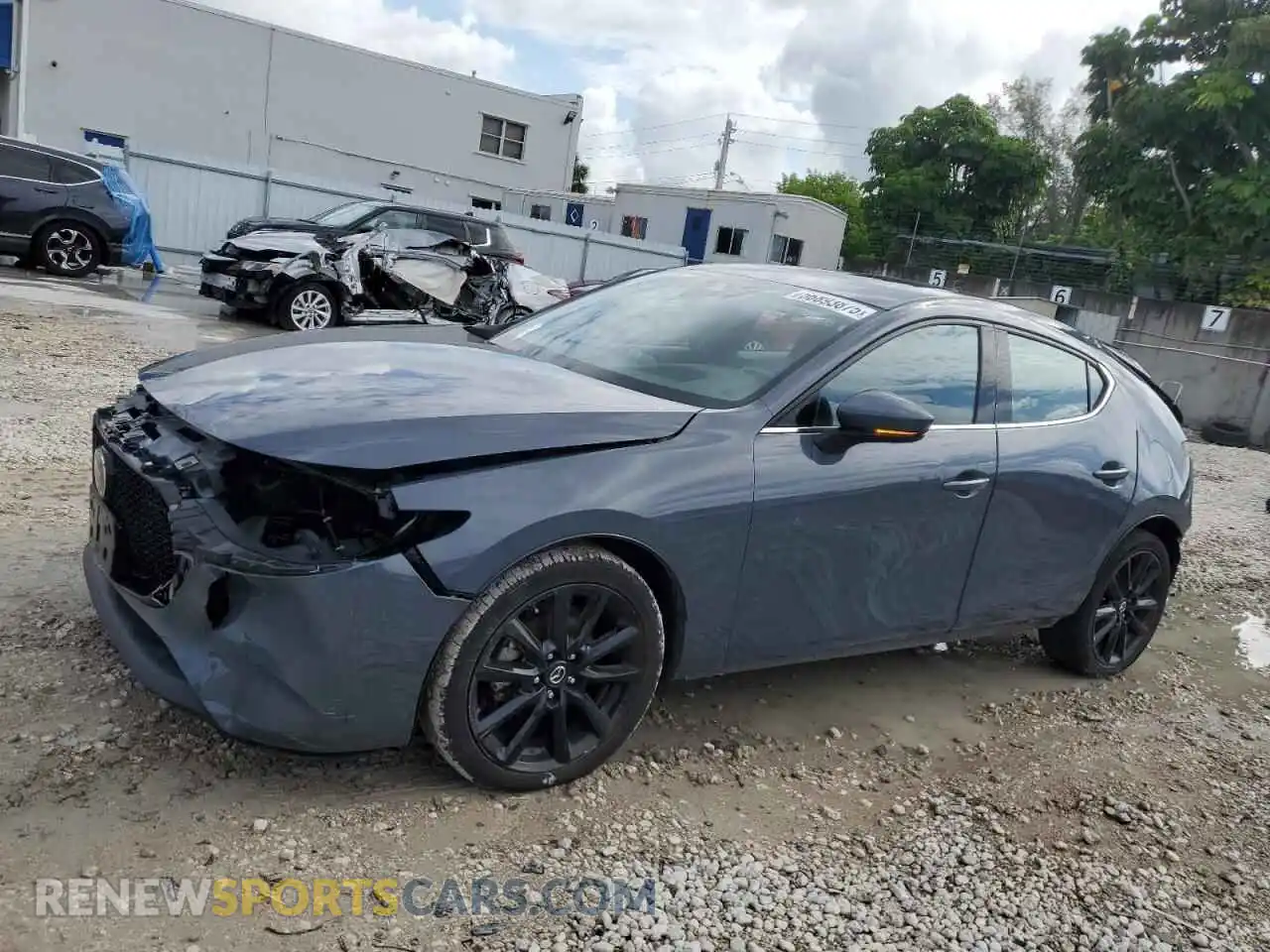 1 Photograph of a damaged car JM1BPAML5M1341716 MAZDA 3 2021