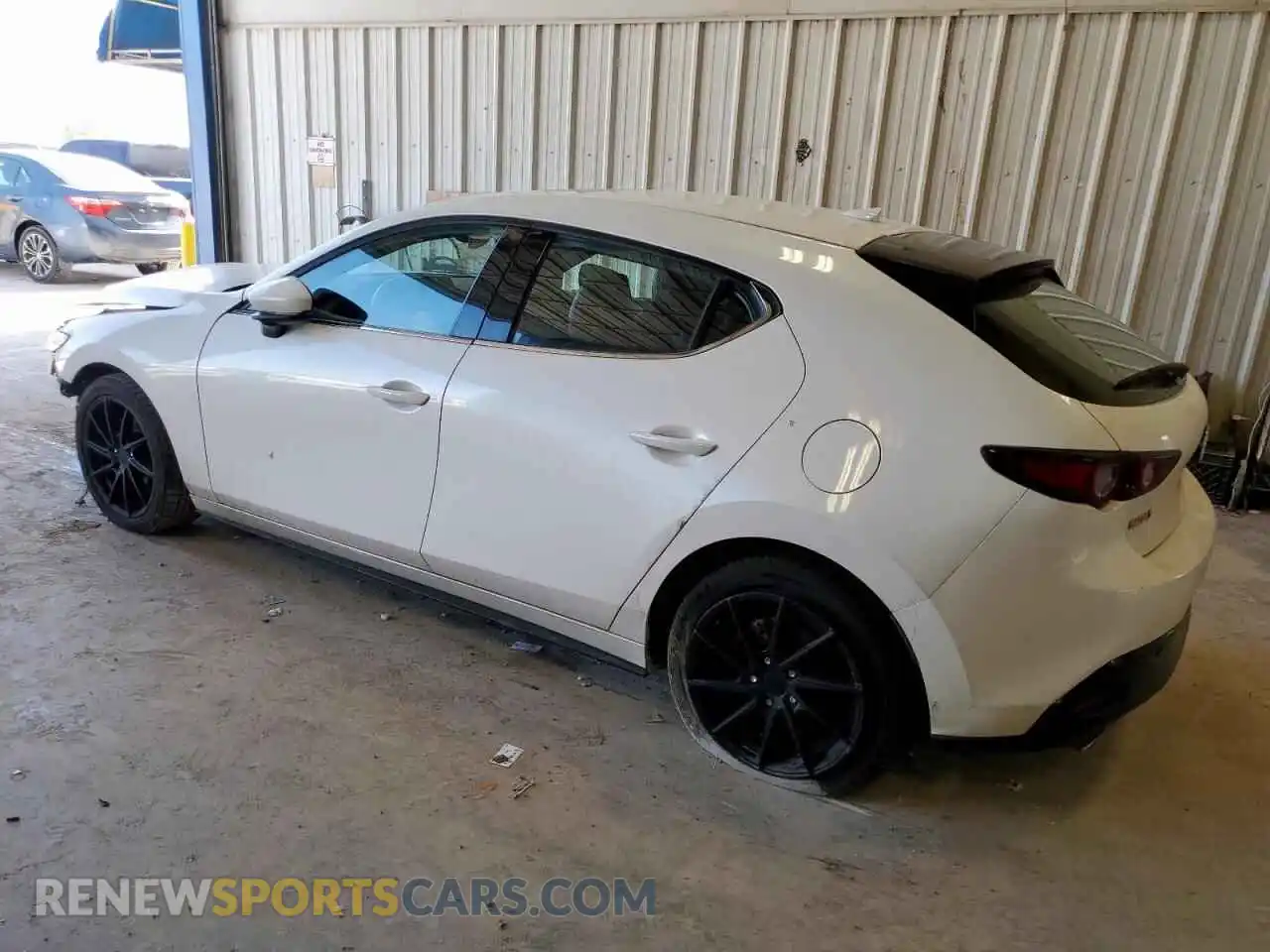 2 Photograph of a damaged car JM1BPAML6M1310765 MAZDA 3 2021