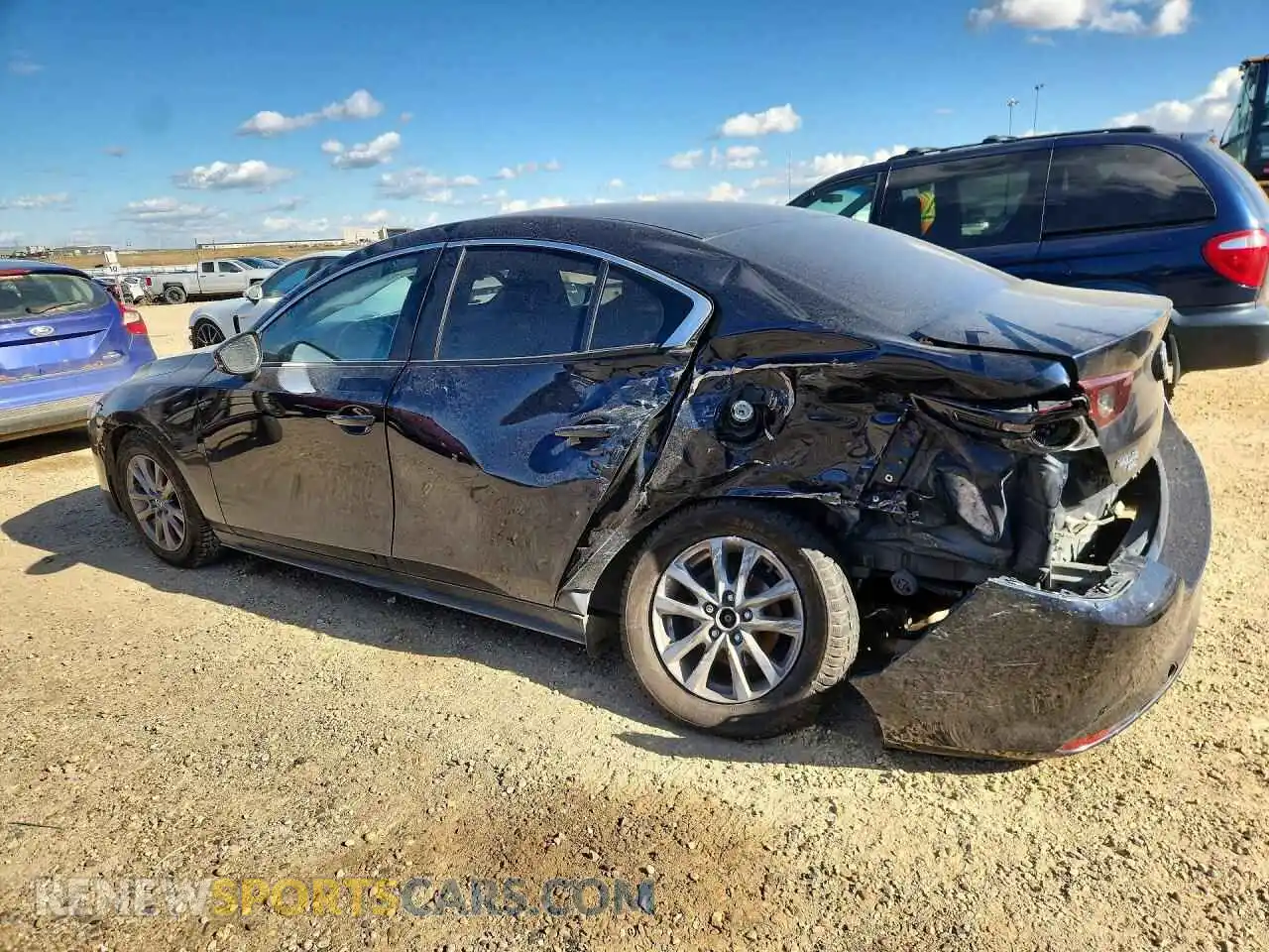2 fotografías del automóvil dañado JM1BPBCL4M1336241 MAZDA 3 2021
