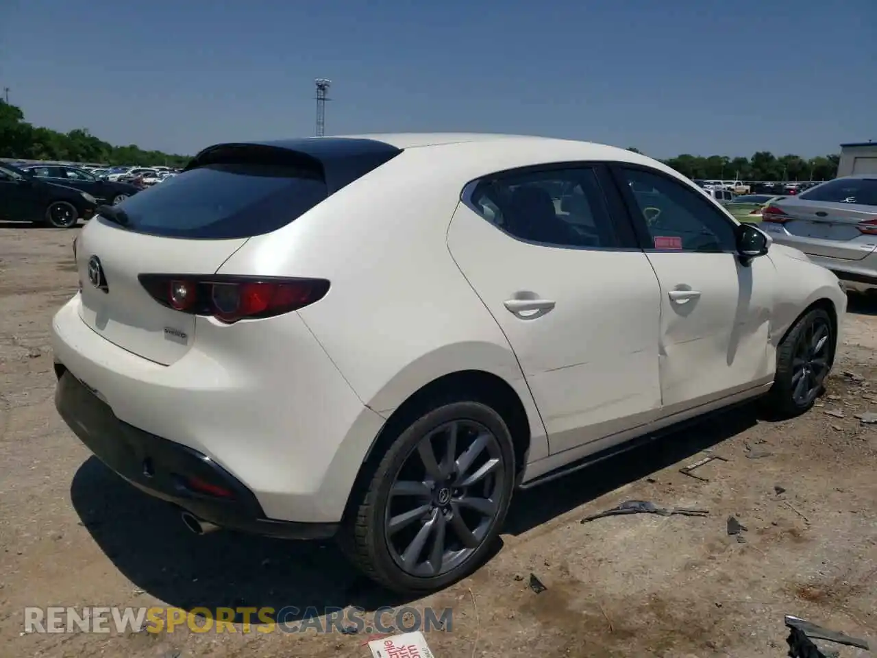 3 Фотография поврежденного автомобиля JM1BPBKL1M1314621 MAZDA 3 2021