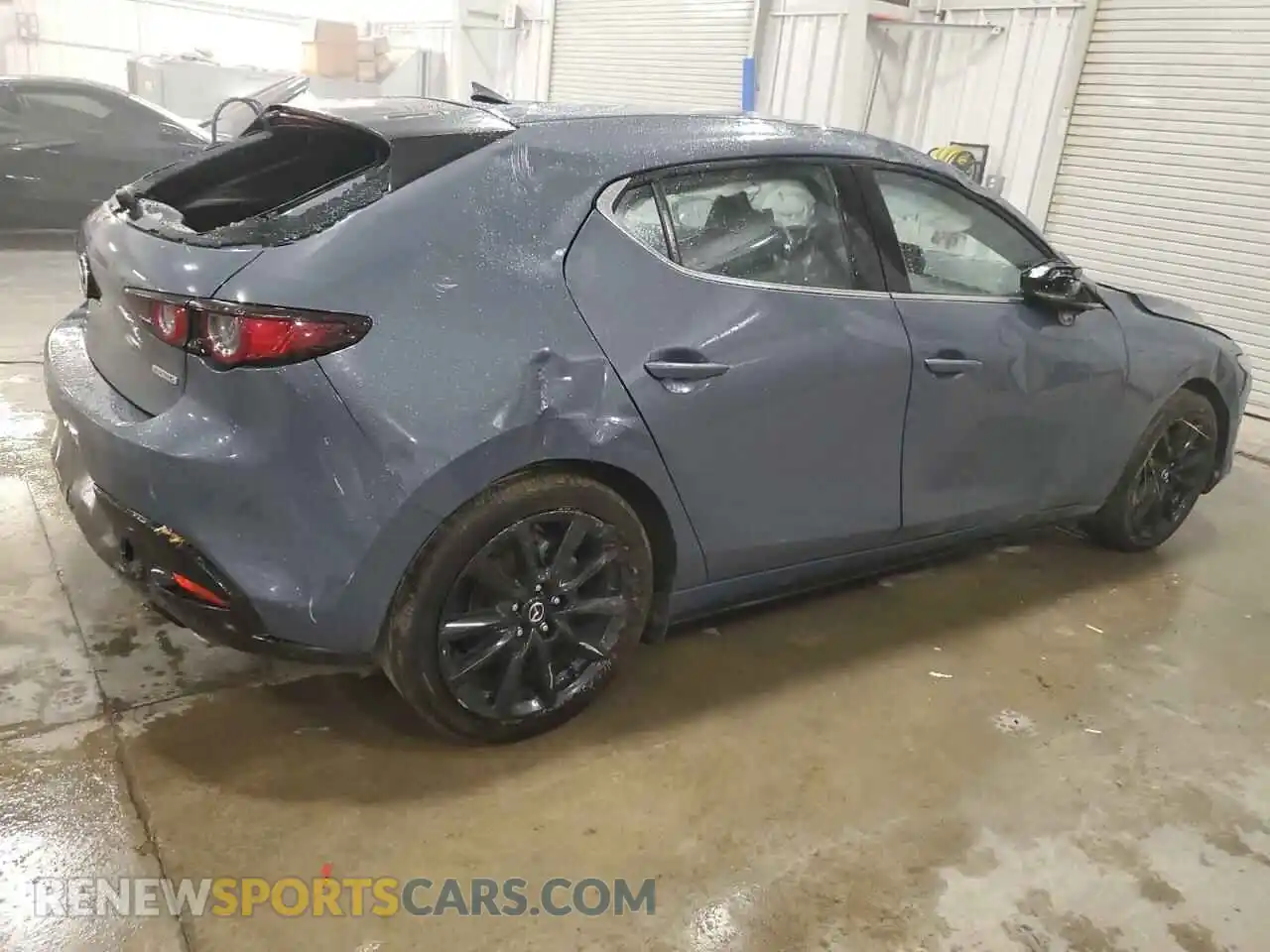 3 Photograph of a damaged car JM1BPBML3M1343454 MAZDA 3 2021