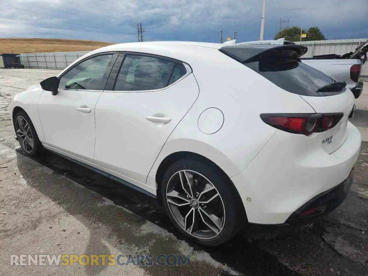 2 Photograph of a damaged car JM1BPBNY1M1334729 MAZDA 3 2021