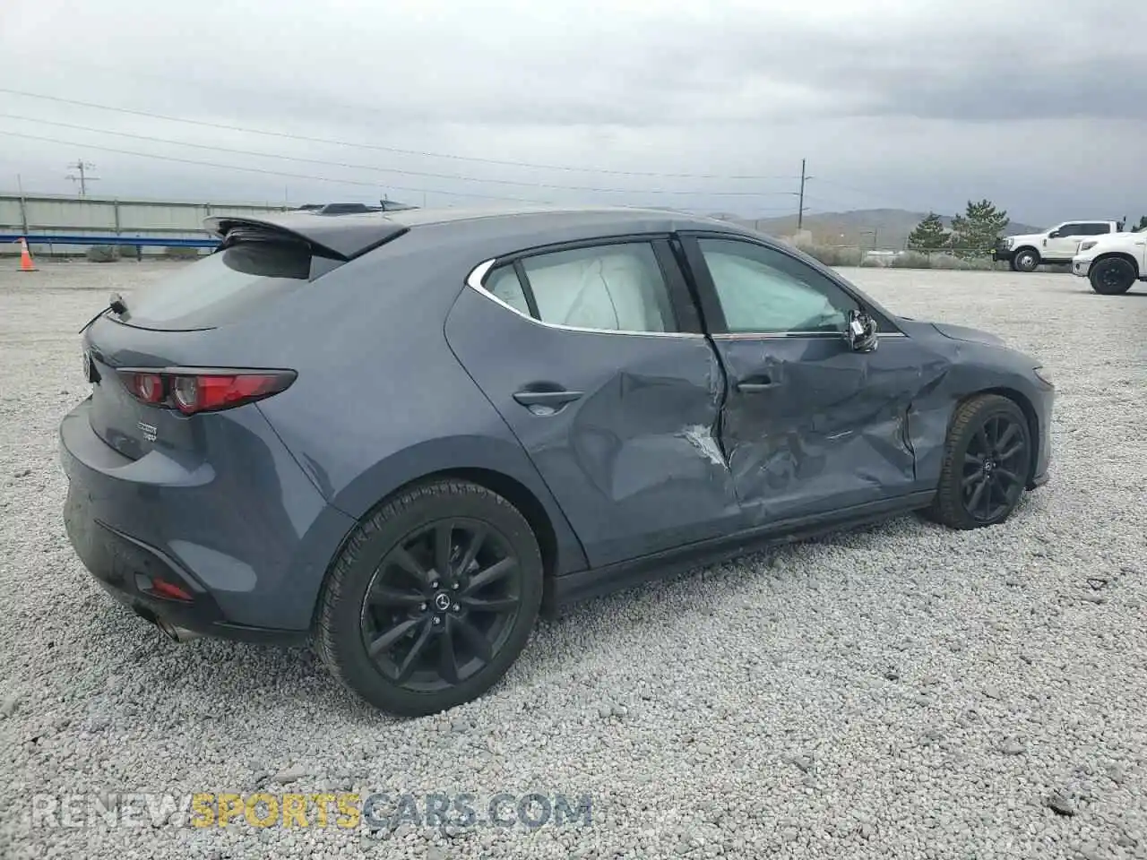 3 Фотография поврежденного автомобиля JM1BPBNY9M1331934 MAZDA 3 2021