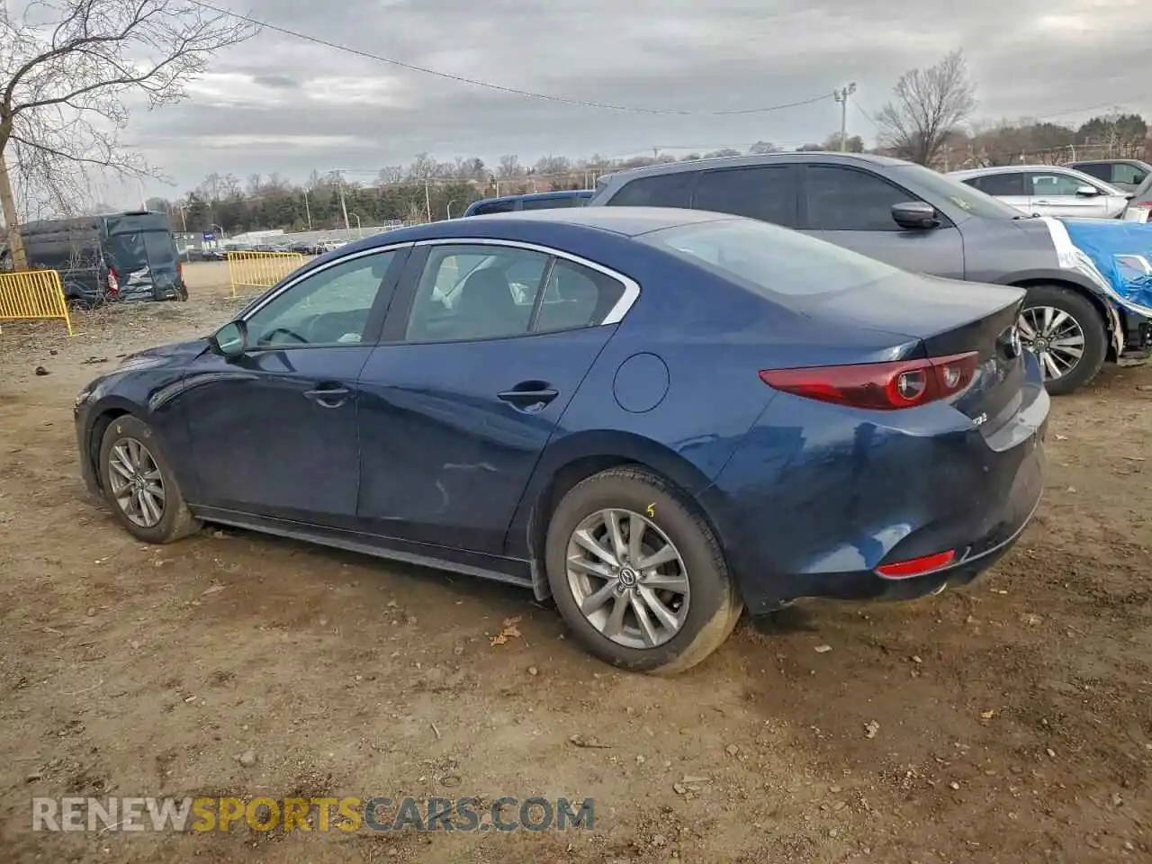 2 Photograph of a damaged car 3MZBPAAL7NM304771 MAZDA 3 2022