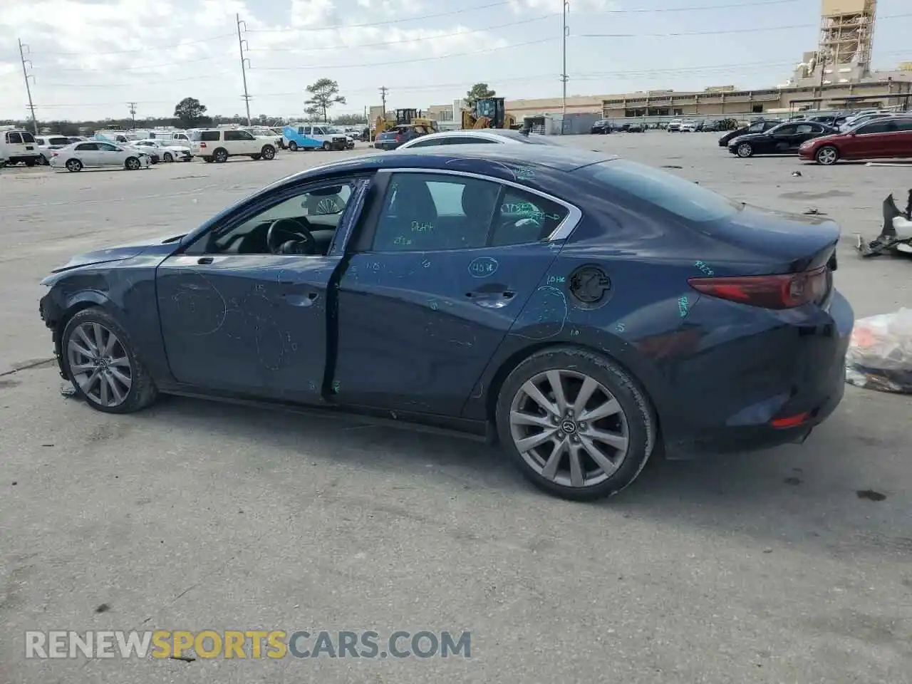 2 Photograph of a damaged car 3MZBPABL1NM300262 MAZDA 3 2022