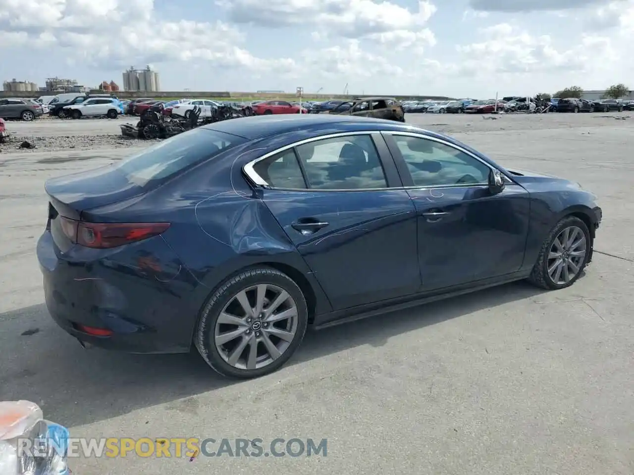 3 Photograph of a damaged car 3MZBPABL1NM300262 MAZDA 3 2022