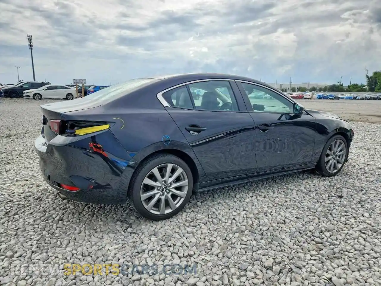 3 Photograph of a damaged car 3MZBPABL1NM310063 MAZDA 3 2022