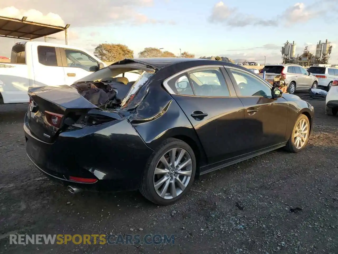 3 Photograph of a damaged car 3MZBPABL3NM315328 MAZDA 3 2022