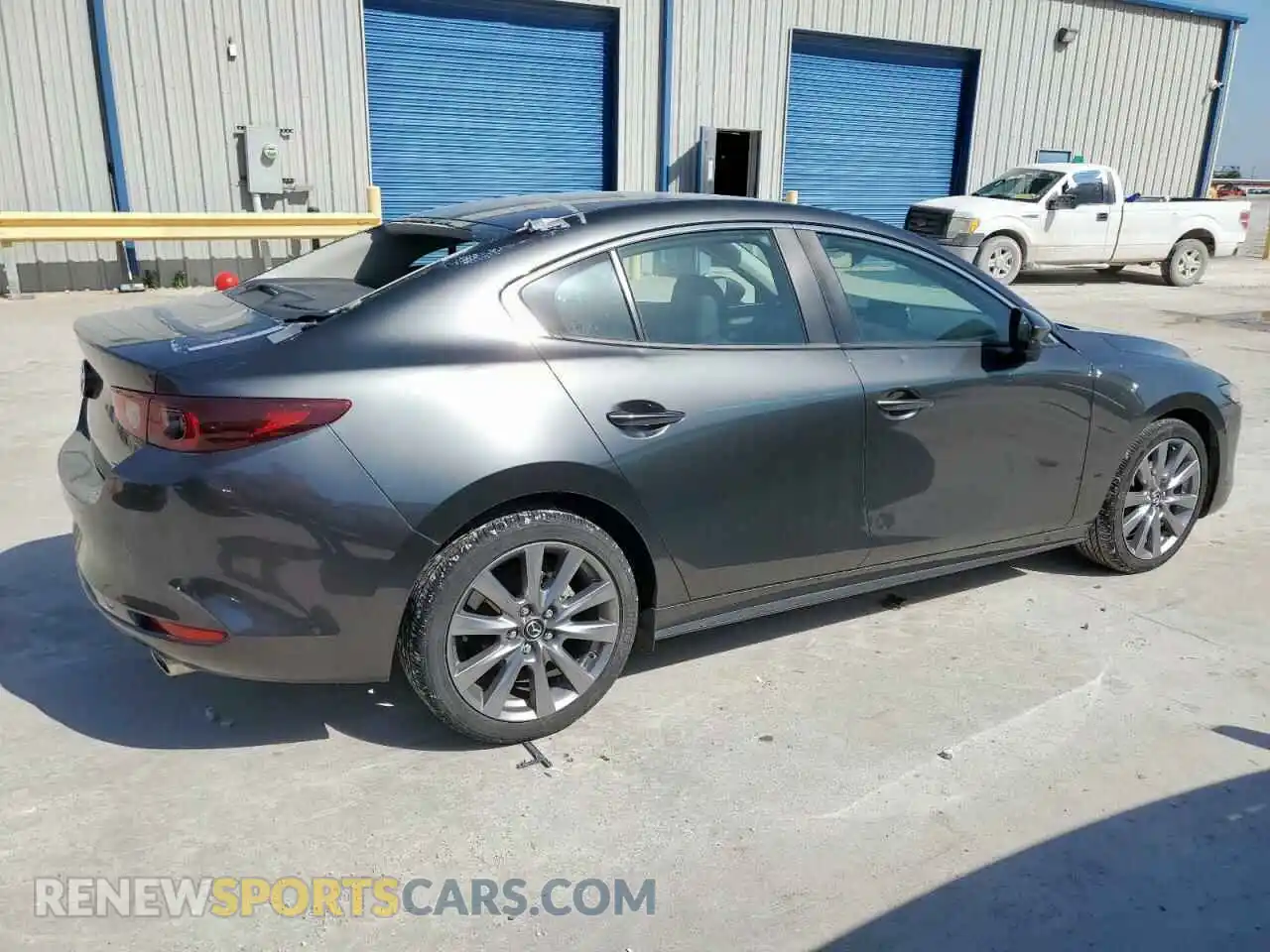 3 Photograph of a damaged car 3MZBPABL4NM313703 MAZDA 3 2022