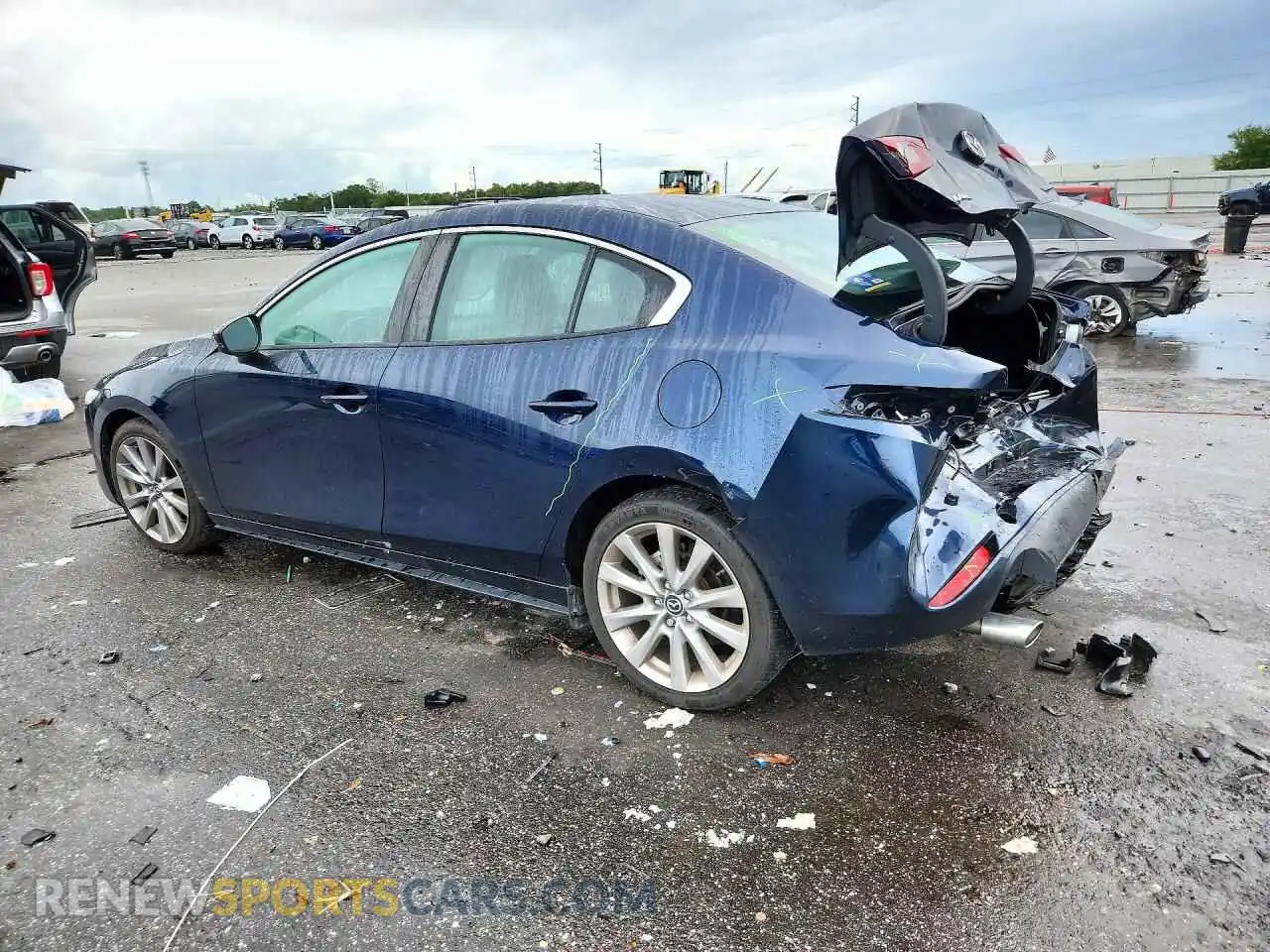 2 fotografías del automóvil dañado 3MZBPABL6NM315159 MAZDA 3 2022