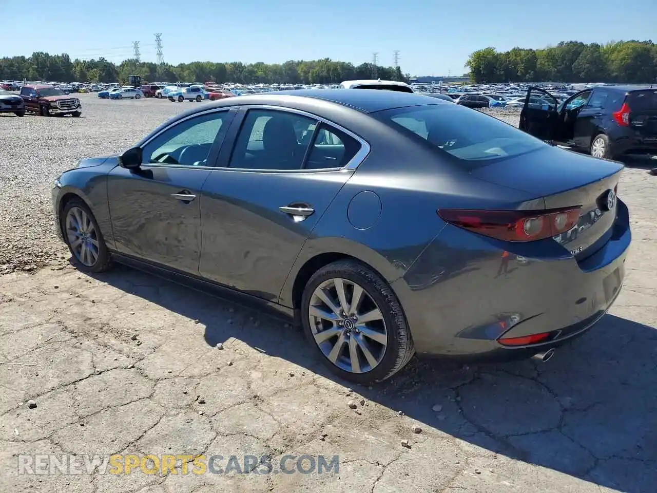 2 Photograph of a damaged car 3MZBPABL8NM314529 MAZDA 3 2022