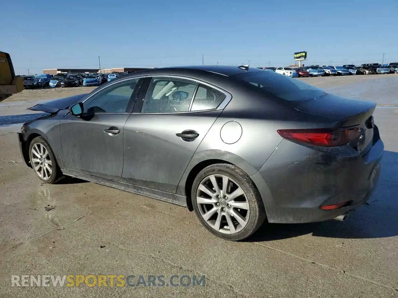 2 Photograph of a damaged car 3MZBPADL3NM313320 MAZDA 3 2022