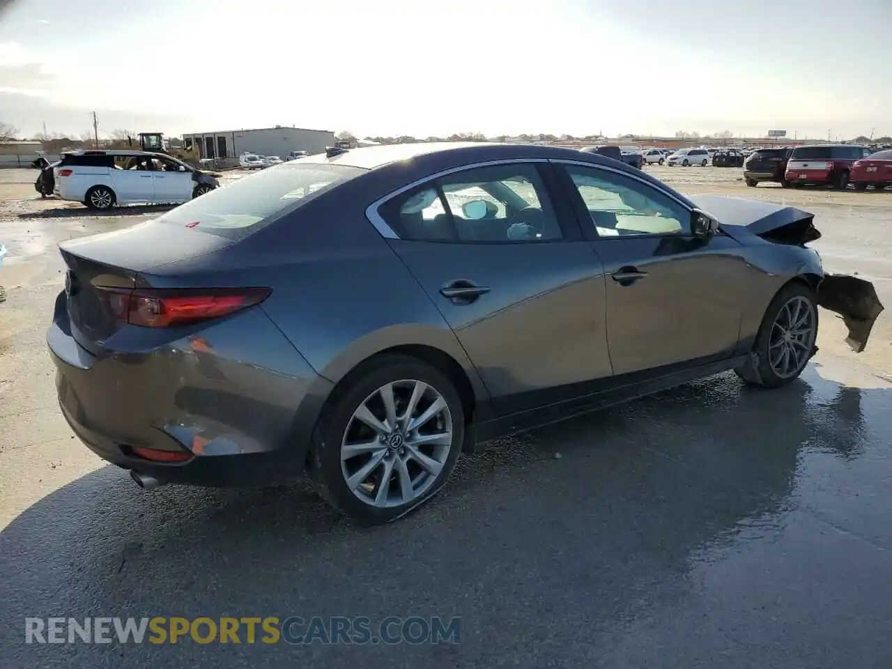 3 Photograph of a damaged car 3MZBPADL3NM313320 MAZDA 3 2022