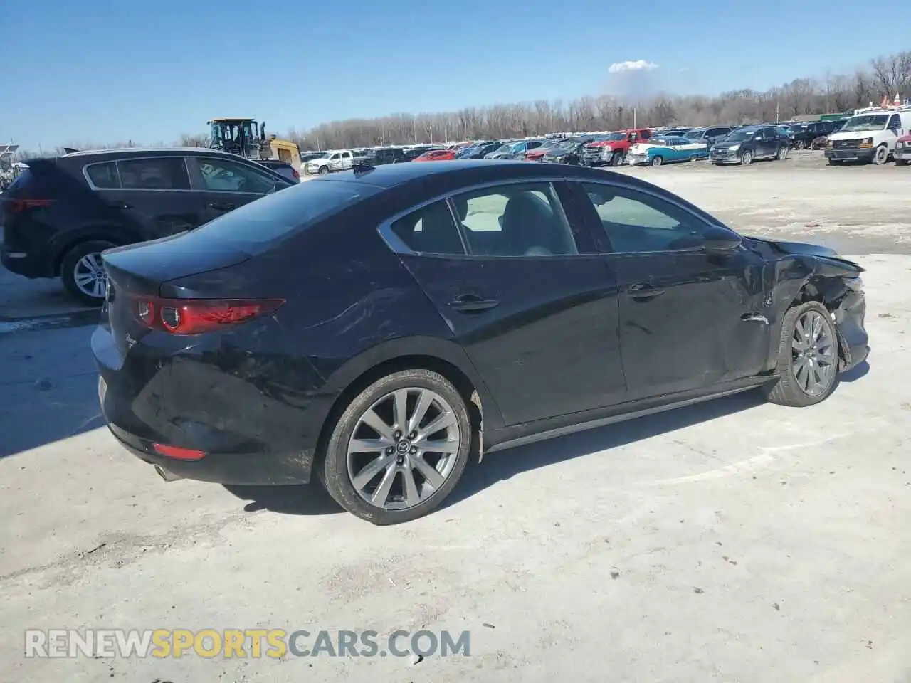 3 Photograph of a damaged car 3MZBPADL4NM304870 MAZDA 3 2022