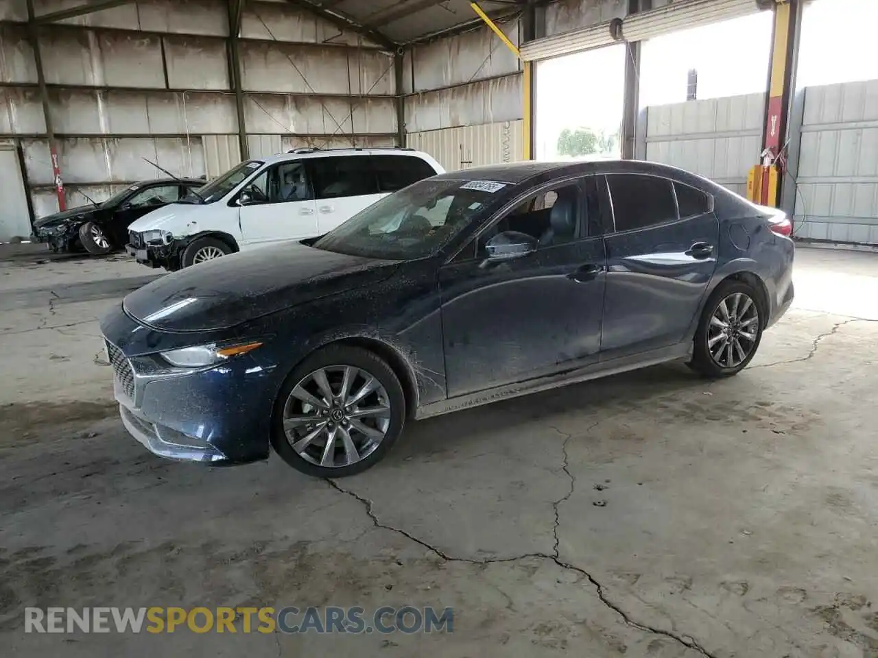 1 Photograph of a damaged car 3MZBPADL5NM317191 MAZDA 3 2022