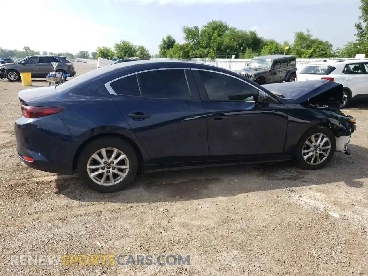 3 Photograph of a damaged car 3MZBPBCLXNM318893 MAZDA 3 2022