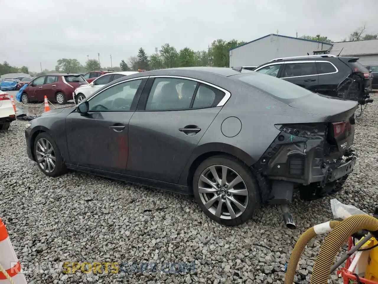 2 Photograph of a damaged car 3MZBPBDL7NM305324 MAZDA 3 2022