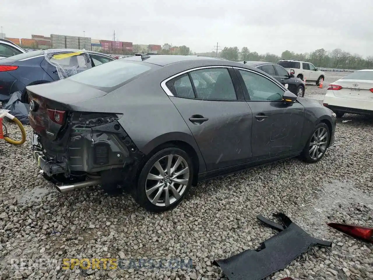 3 Photograph of a damaged car 3MZBPBDL7NM305324 MAZDA 3 2022