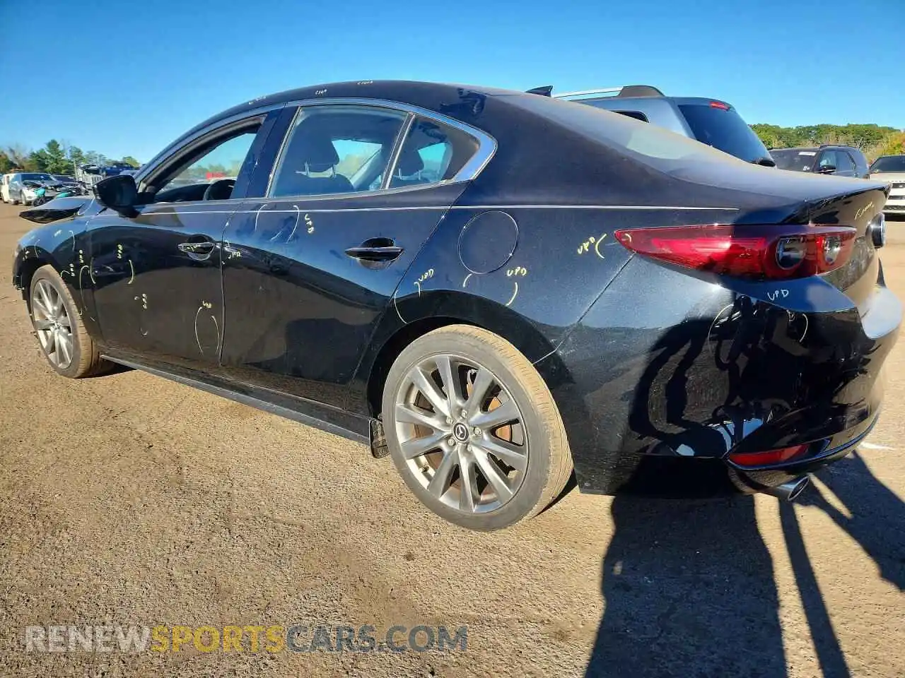 2 Photograph of a damaged car 3MZBPBDLXNM300375 MAZDA 3 2022
