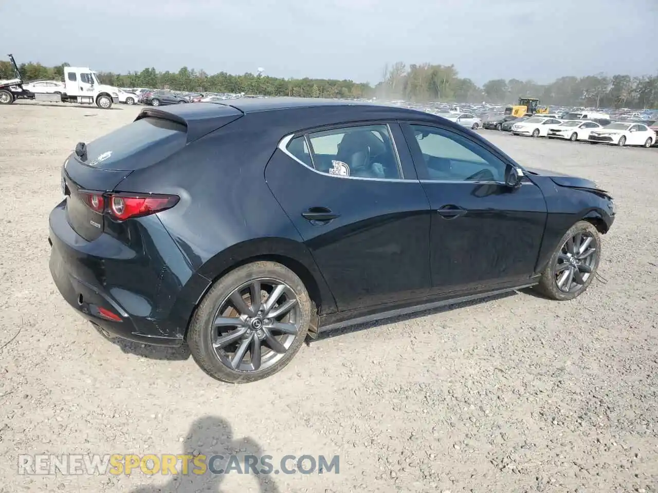 3 Photograph of a damaged car JM1BPAKL3N1510121 MAZDA 3 2022