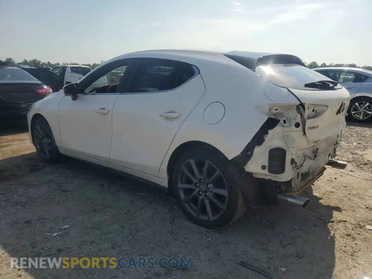 2 Photograph of a damaged car JM1BPAKL5N1502988 MAZDA 3 2022