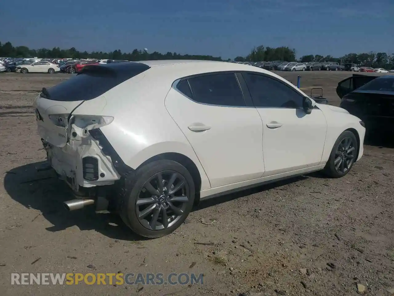 3 Photograph of a damaged car JM1BPAKL5N1502988 MAZDA 3 2022