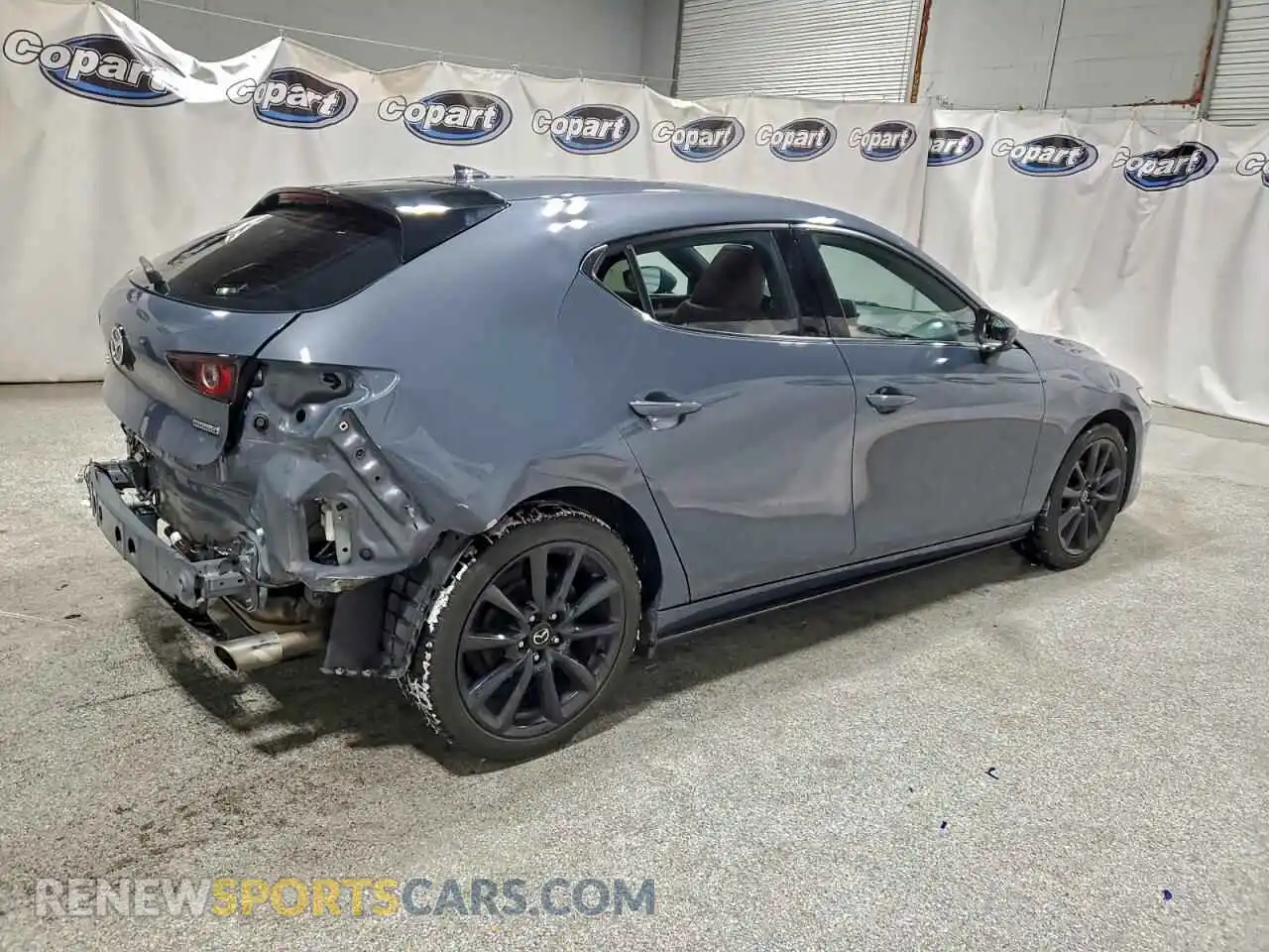 3 Photograph of a damaged car JM1BPAML5N1520887 MAZDA 3 2022