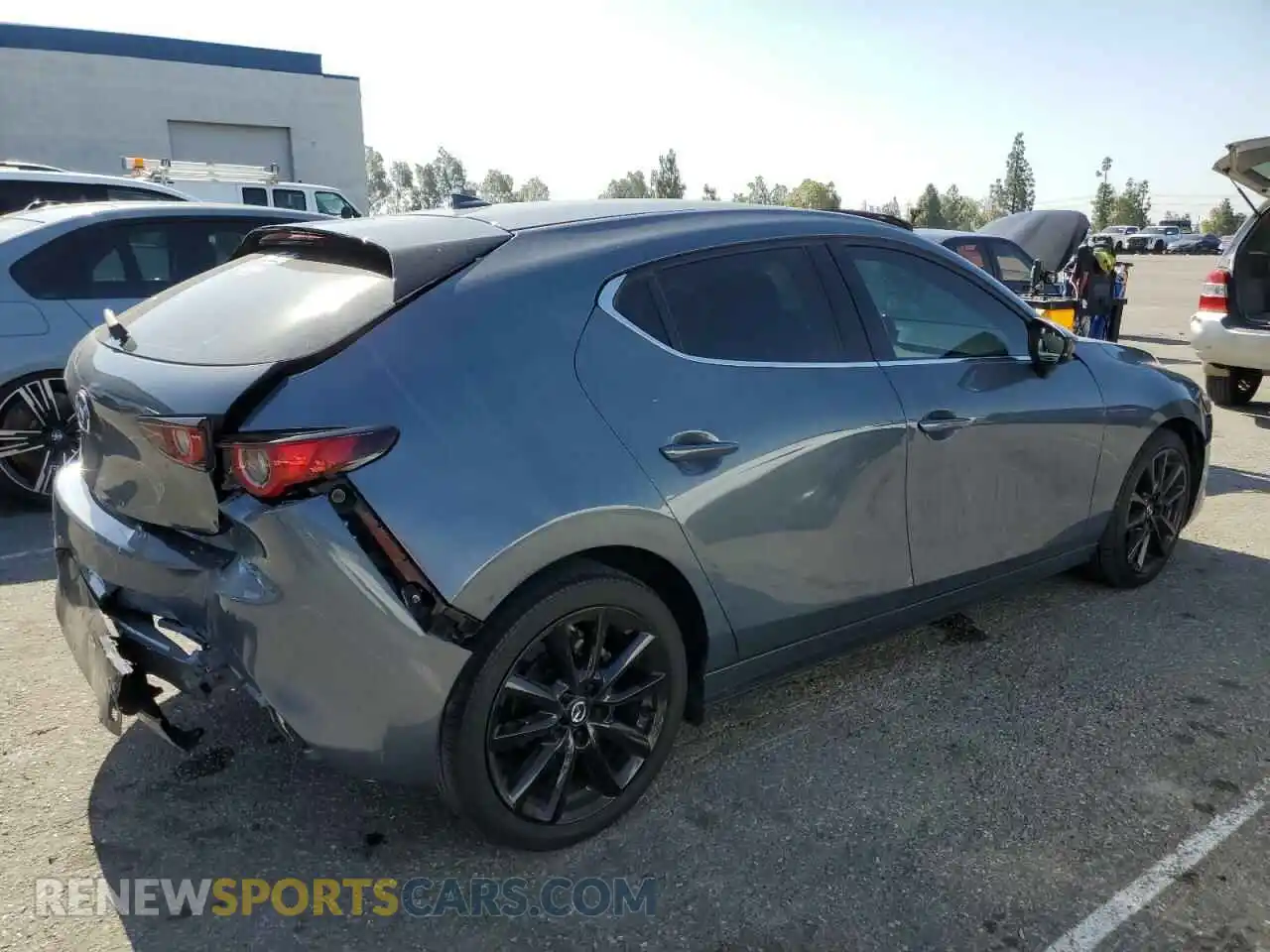 3 Фотография поврежденного автомобиля JM1BPAML8N1511424 MAZDA 3 2022