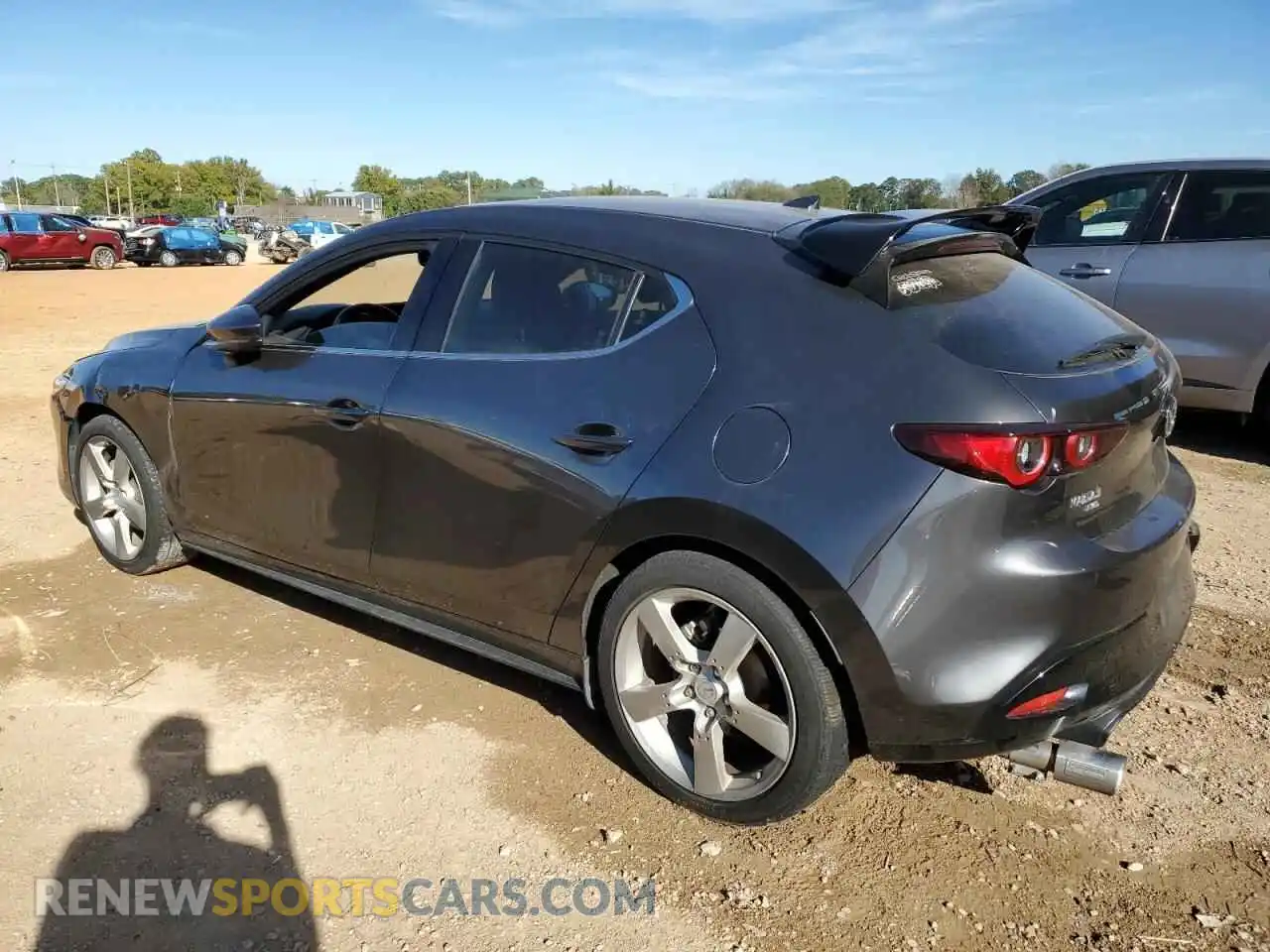 2 Photograph of a damaged car JM1BPBML5N1513556 MAZDA 3 2022
