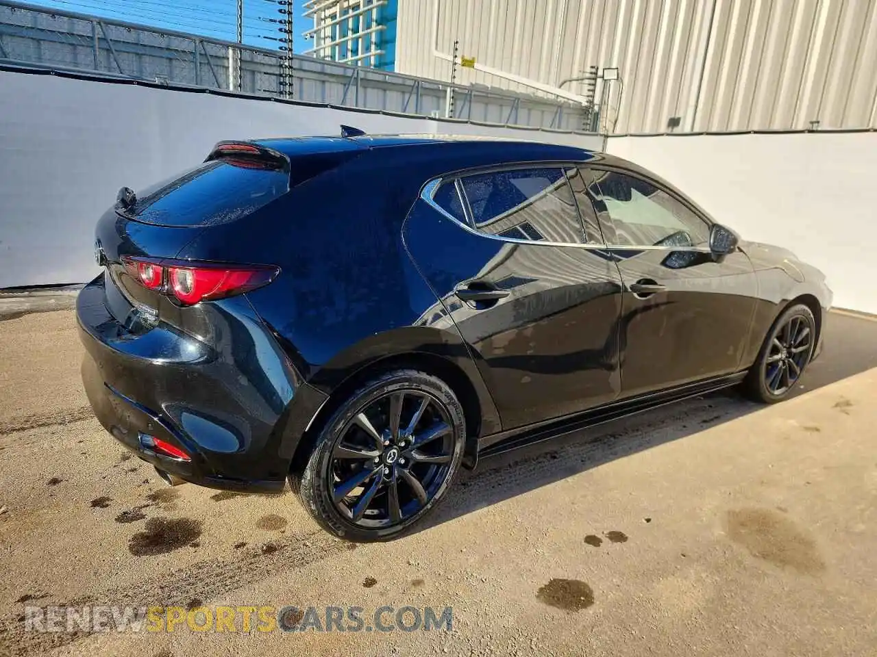 3 Photograph of a damaged car JM1BPBMY8N1510565 MAZDA 3 2022