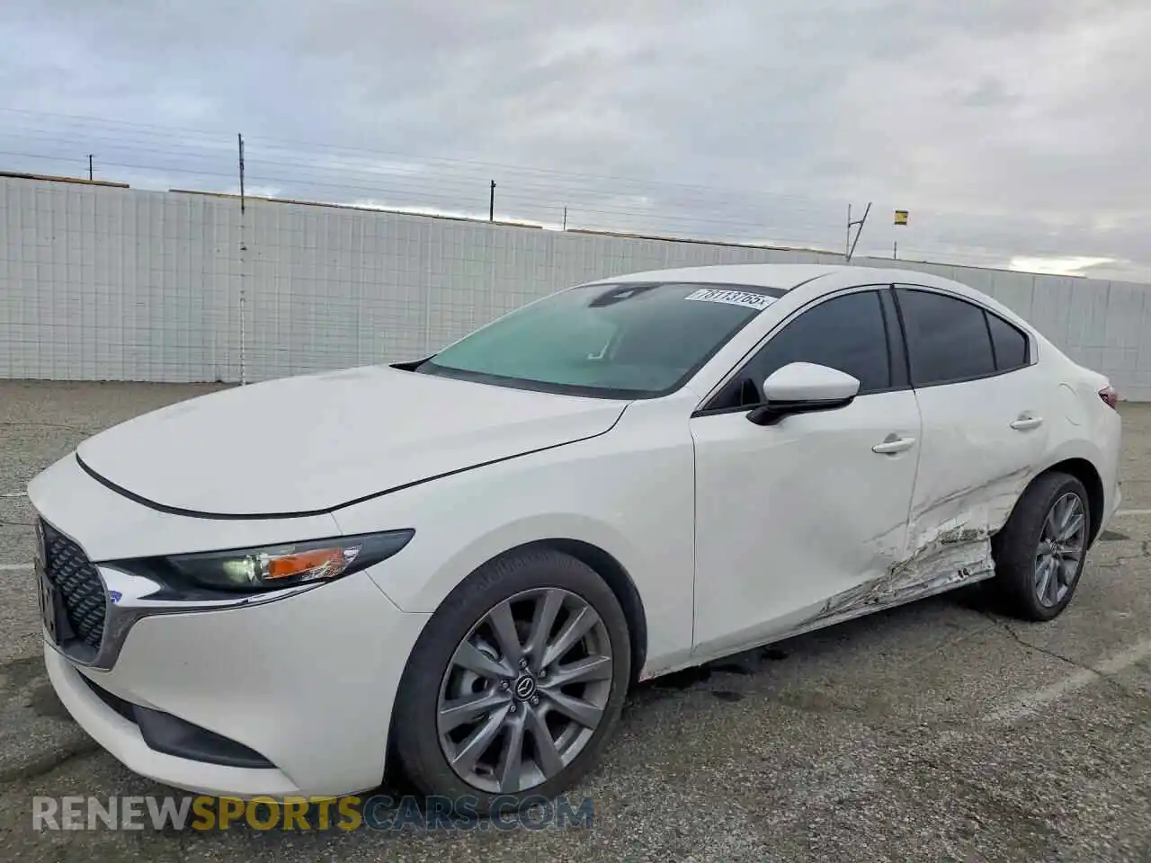 1 Фотография поврежденного автомобиля 3MZBPABM0PM363199 MAZDA 3 2023