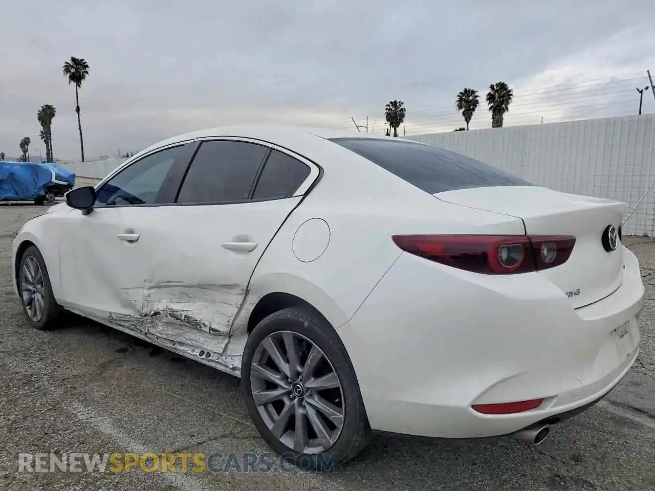 2 Фотография поврежденного автомобиля 3MZBPABM0PM363199 MAZDA 3 2023