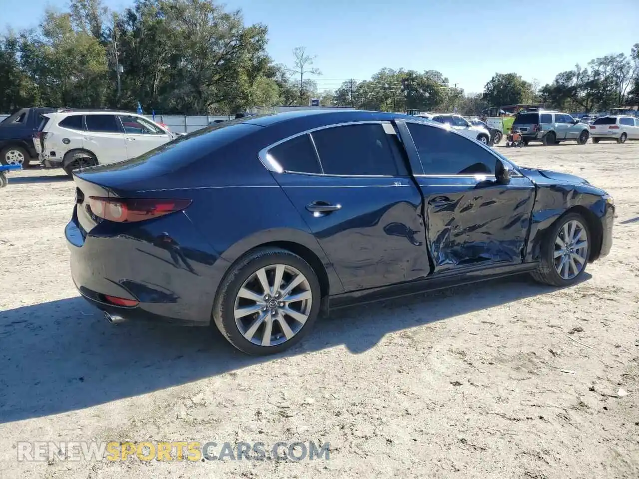 3 fotografías del automóvil dañado 3MZBPABM2PM372034 MAZDA 3 2023
