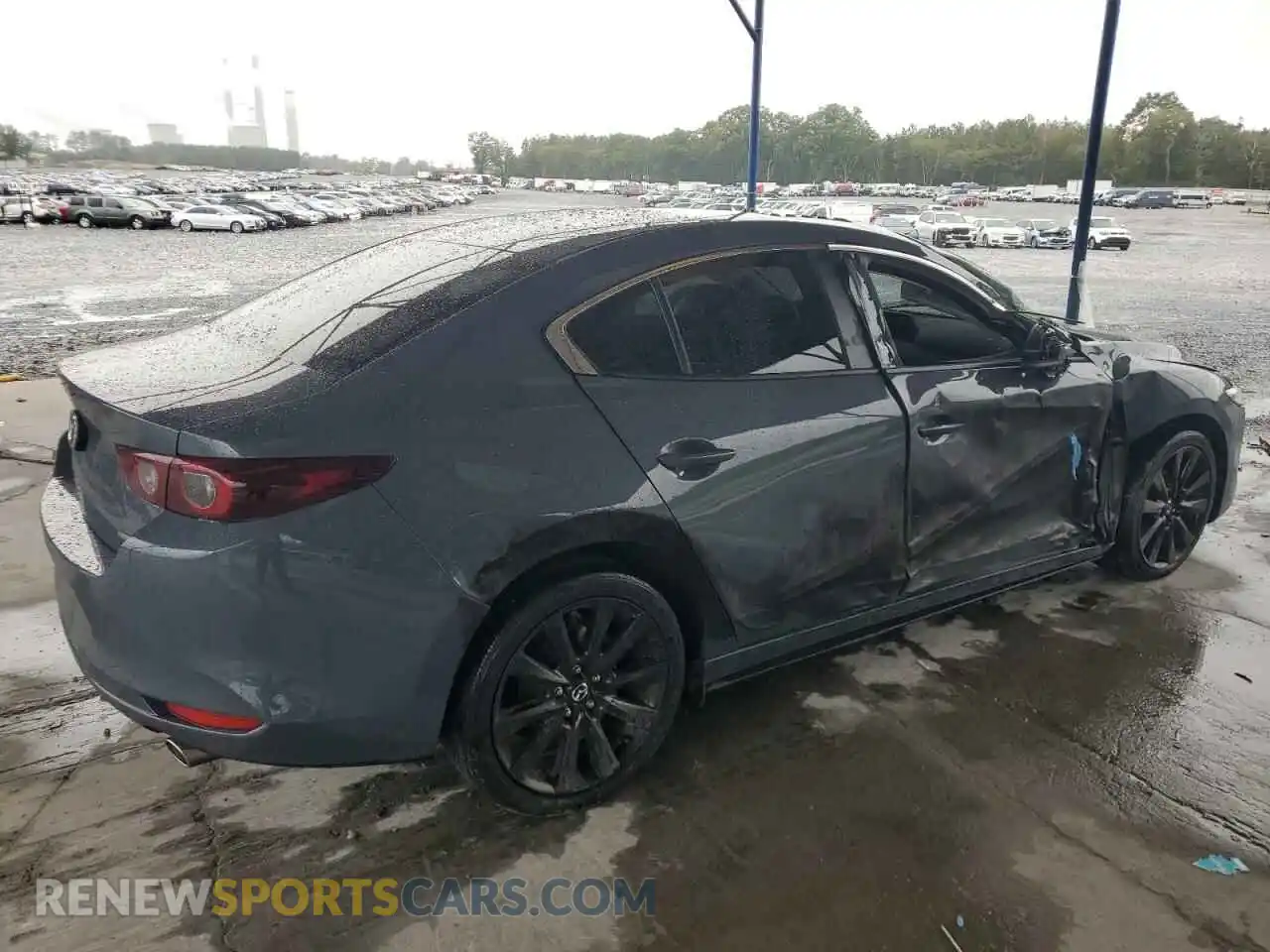3 fotografías del automóvil dañado 3MZBPBCM4PM370855 MAZDA 3 2023