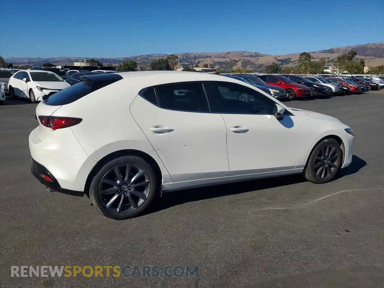 3 Photograph of a damaged car JM1BPAKM1P1615560 MAZDA 3 2023