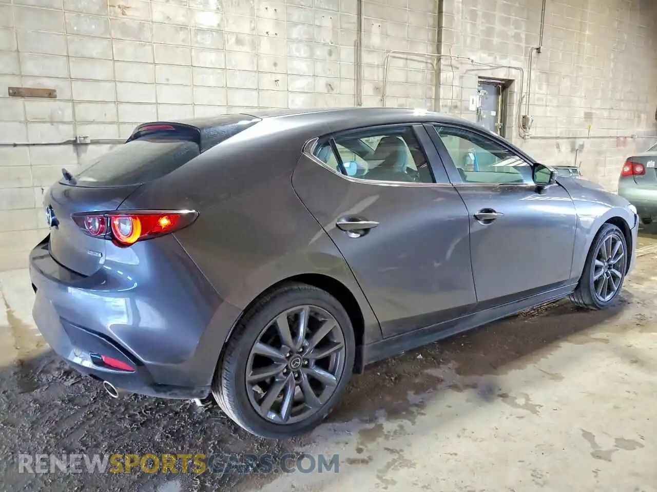 3 fotografías del automóvil dañado JM1BPALM6P1615200 MAZDA 3 2023